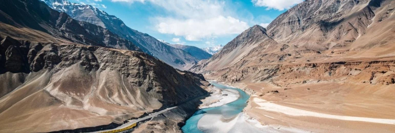 Road trip tour packages to Leh