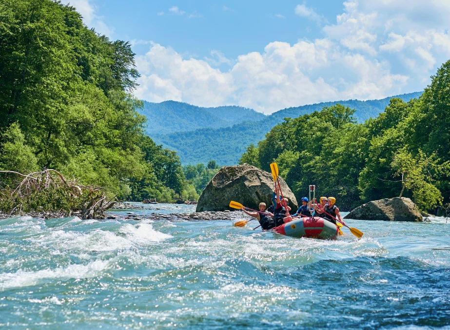 Thrilling River Rafting in Kashmir