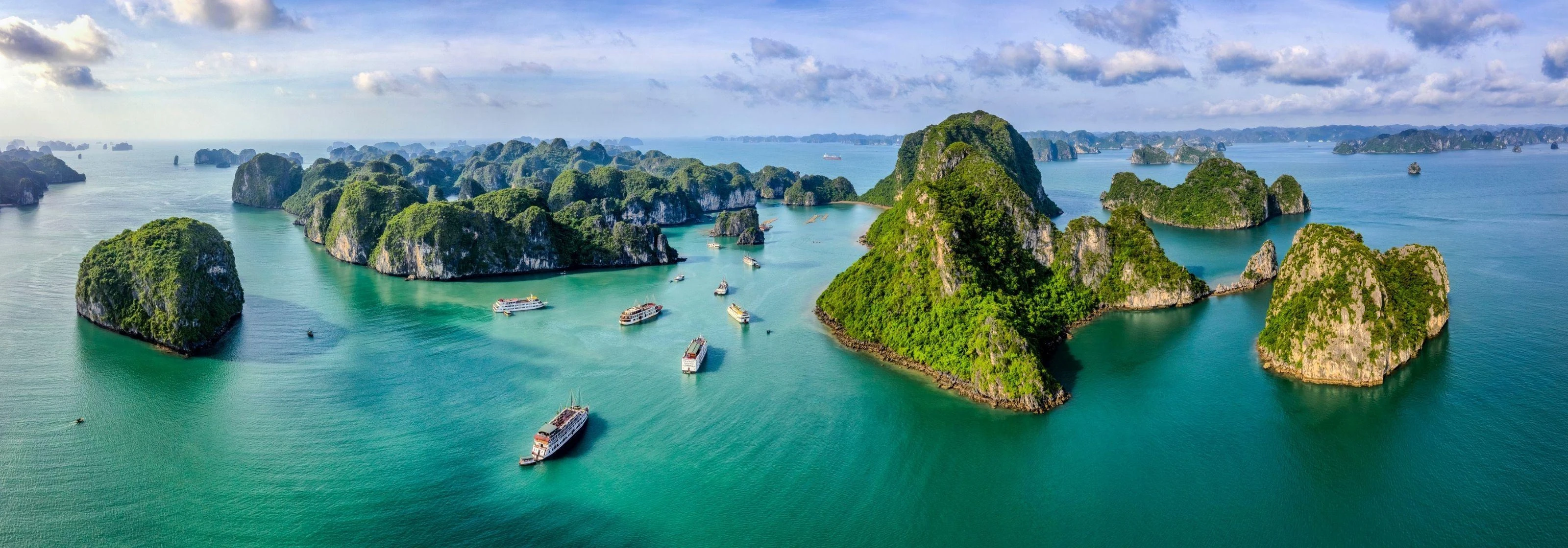 Halong Bay Day Cruise : Vietnam